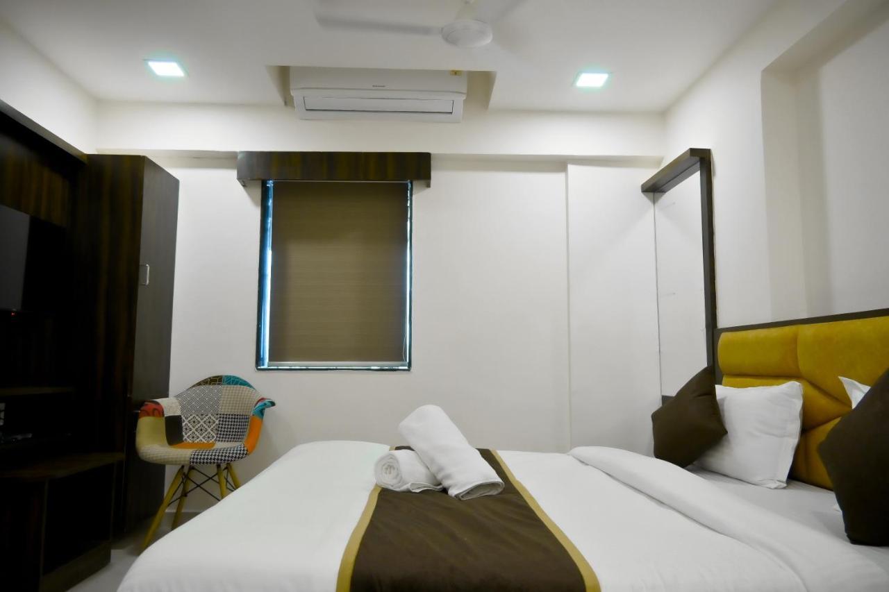 Hotel Royal Ican Sindhubhavan Road Ahmedabad Luaran gambar
