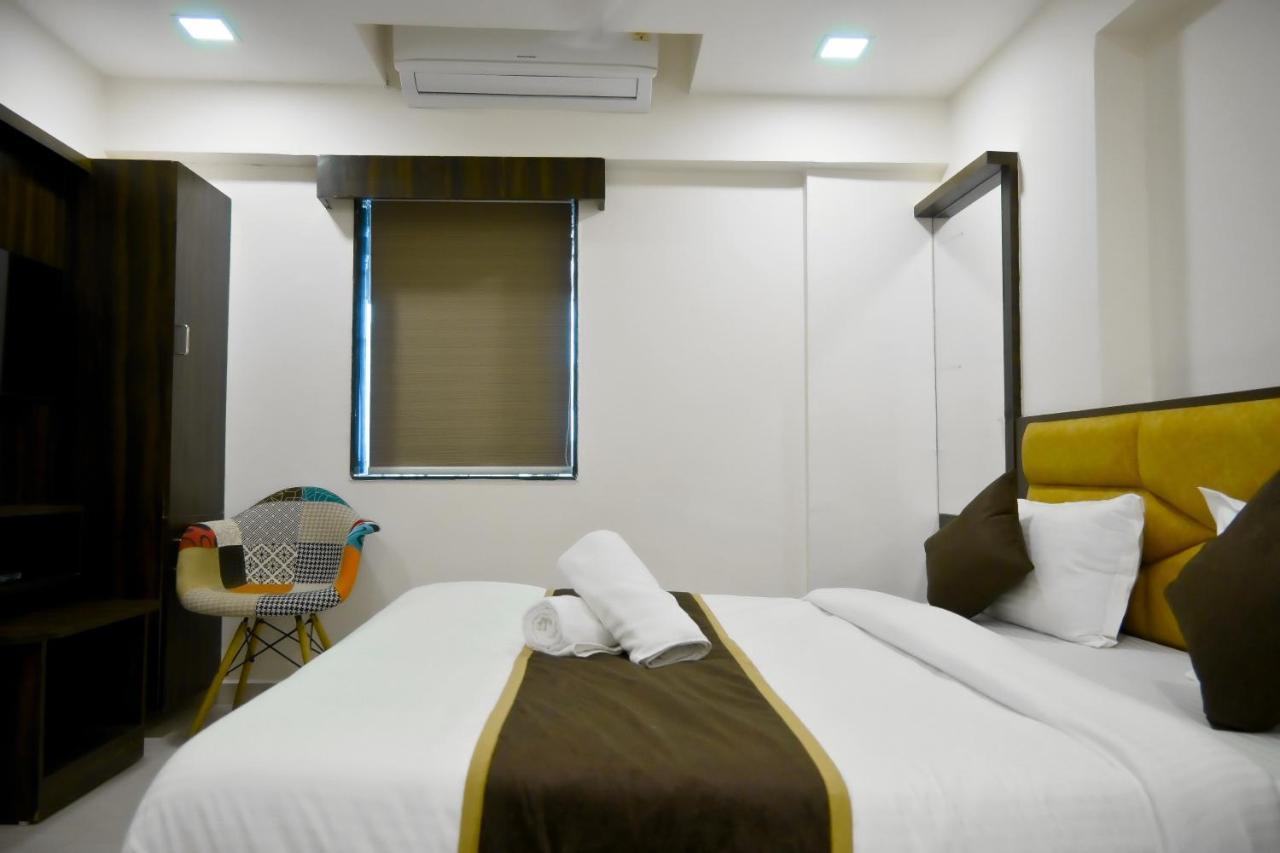 Hotel Royal Ican Sindhubhavan Road Ahmedabad Luaran gambar