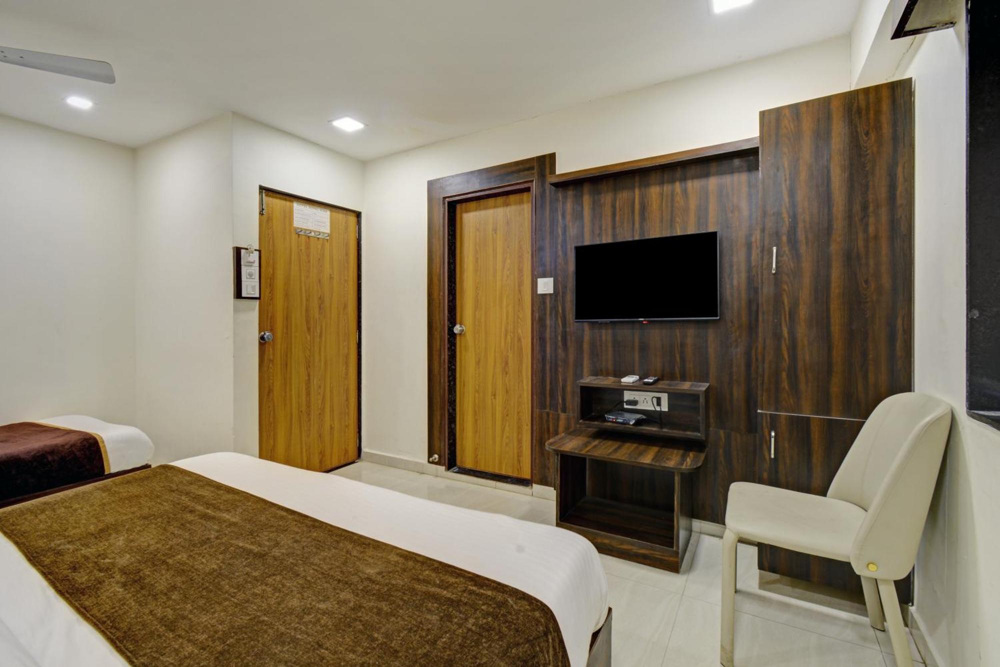 Hotel Royal Ican Sindhubhavan Road Ahmedabad Luaran gambar
